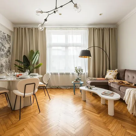 Florian Gate By Fragola Collection 아파트
