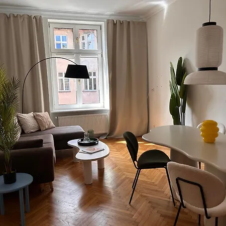 Fragola Florianska Apartment