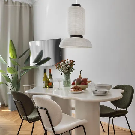 Fragola Florian Gate Krakov