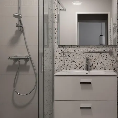 Fragola Florian Gate アパート *