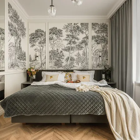 Florian Gate By Fragola Collection Apartment