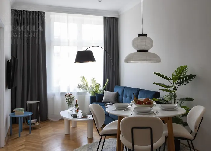 Fragola Florian Gate דירה *