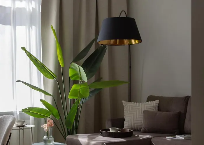 Fragola Florian Gate דירה