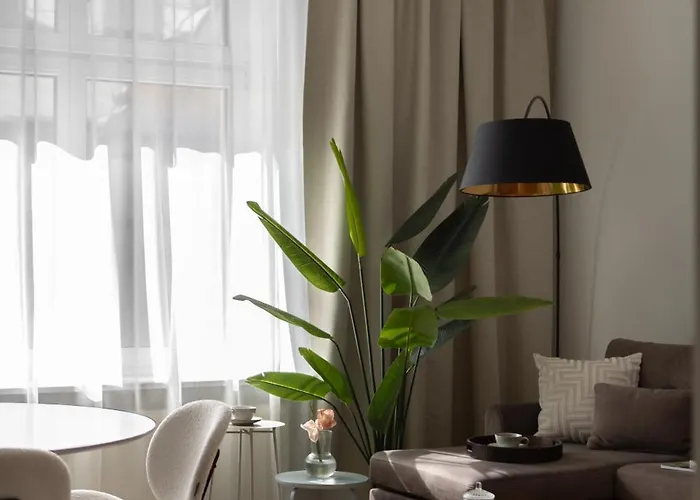 Fragola Florian Gate